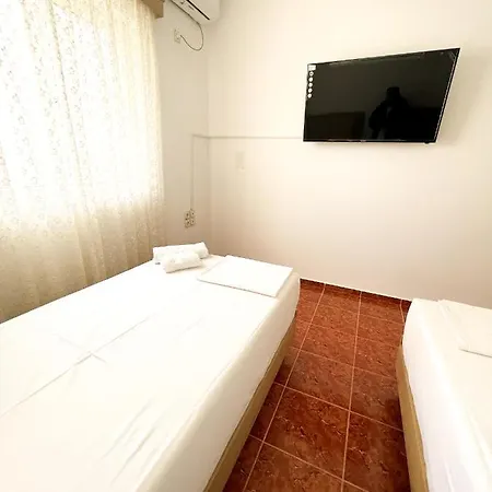 Garden Apt-3 Apartment